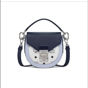 MCM PATRICIA SHOULD BAG!!